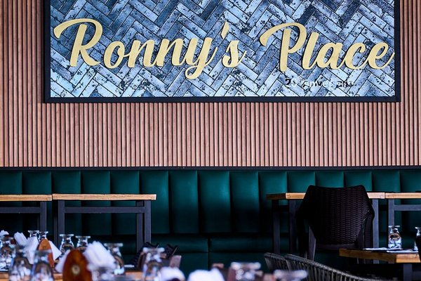 Ronny's Place